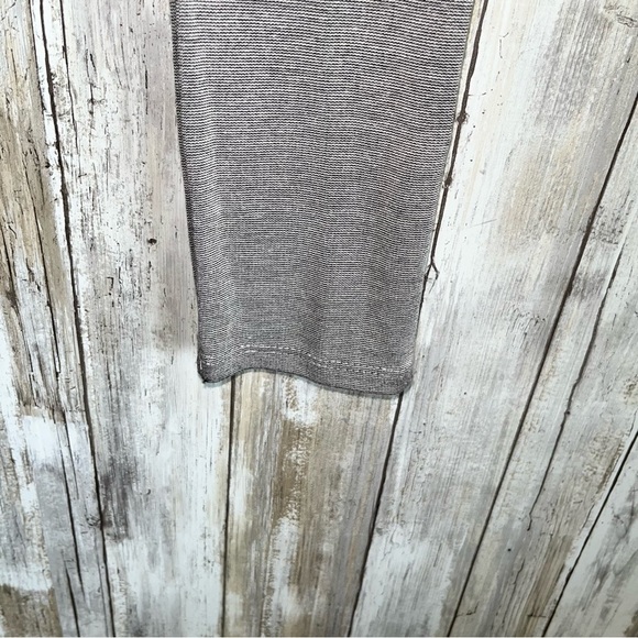 Umgee Grey Striped Leggings - Picture 3 of 4